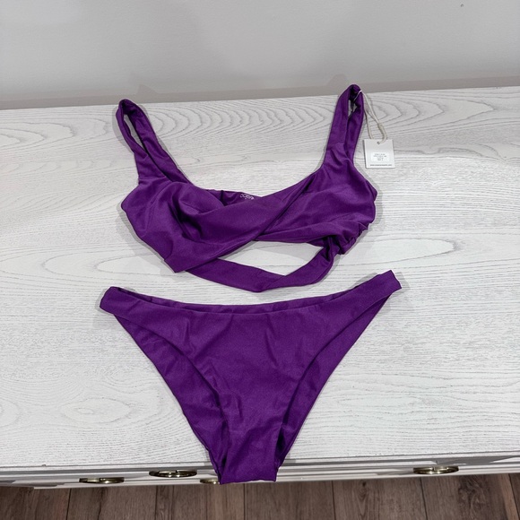 NWT Riot Swim Crew Bikini - Picture 2 of 4